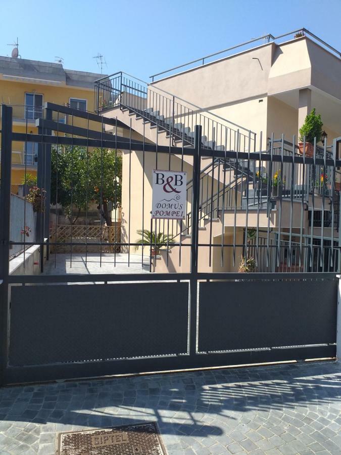 Appartamento B&B Domus Pompei スカファーティ エクステリア 写真
